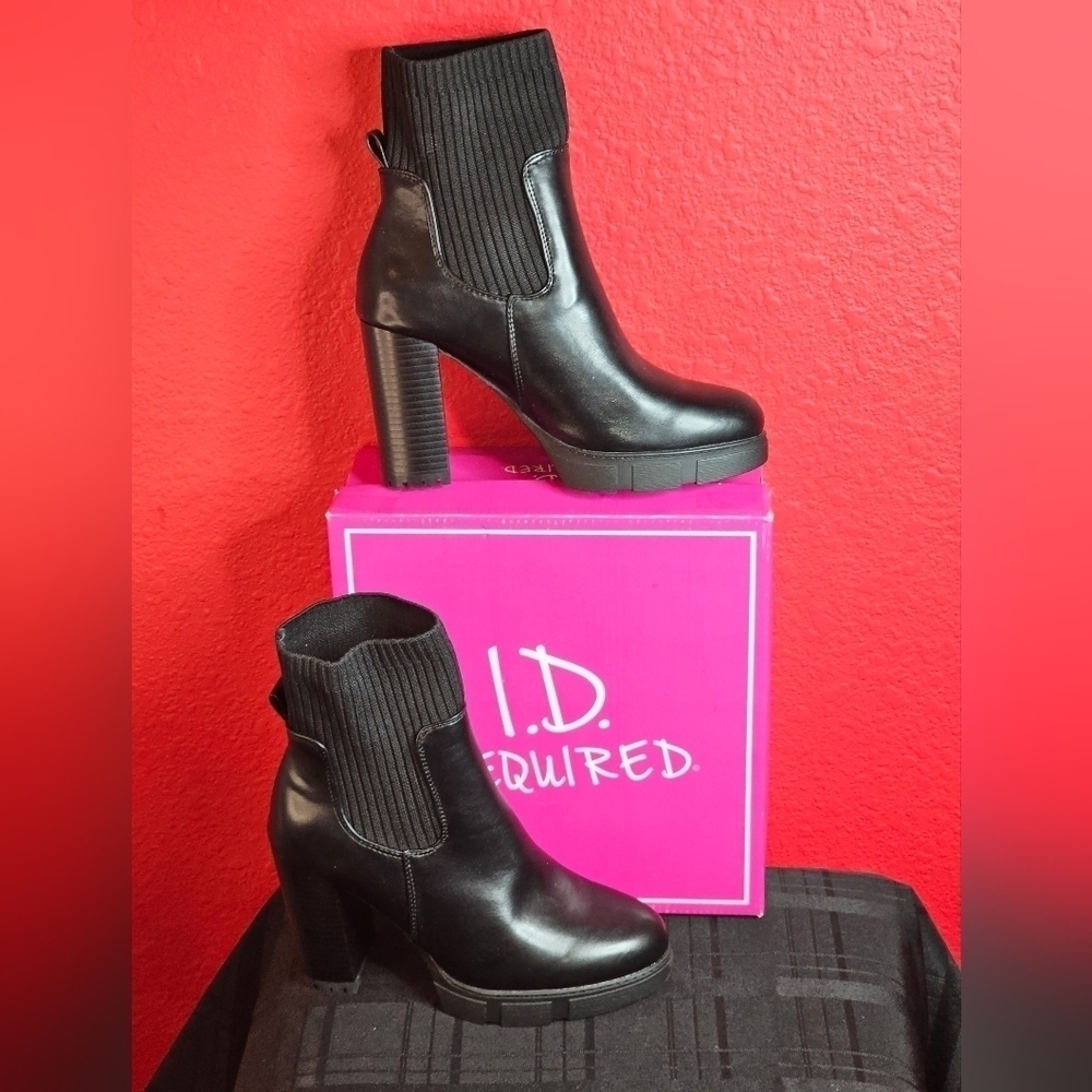 I.D. Required Women's Hareigh Black Ankle Boots Various Sizes